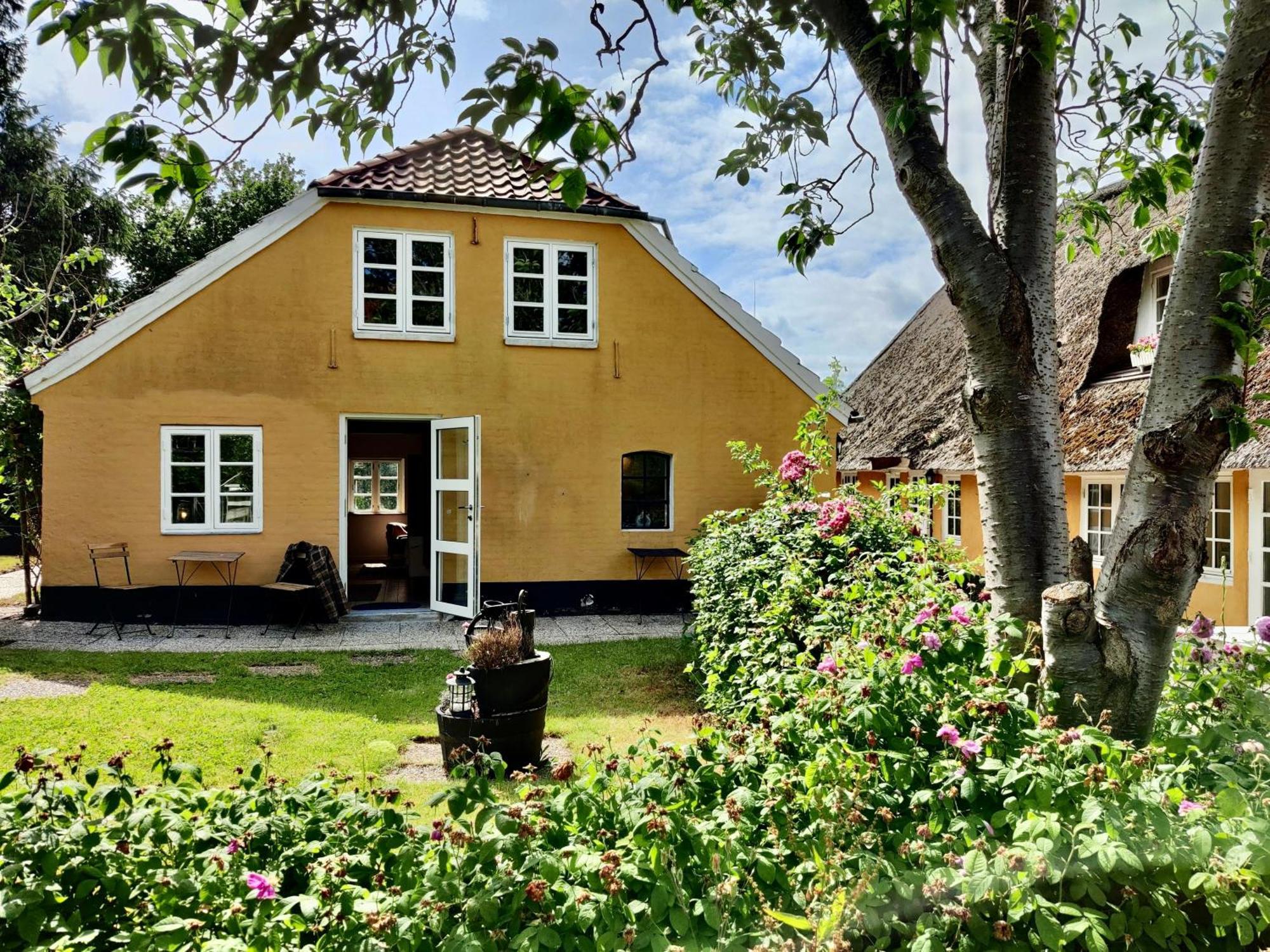 Den Gamle Skomager Hytte Ved Slotssoen Gråsten Εξωτερικό φωτογραφία